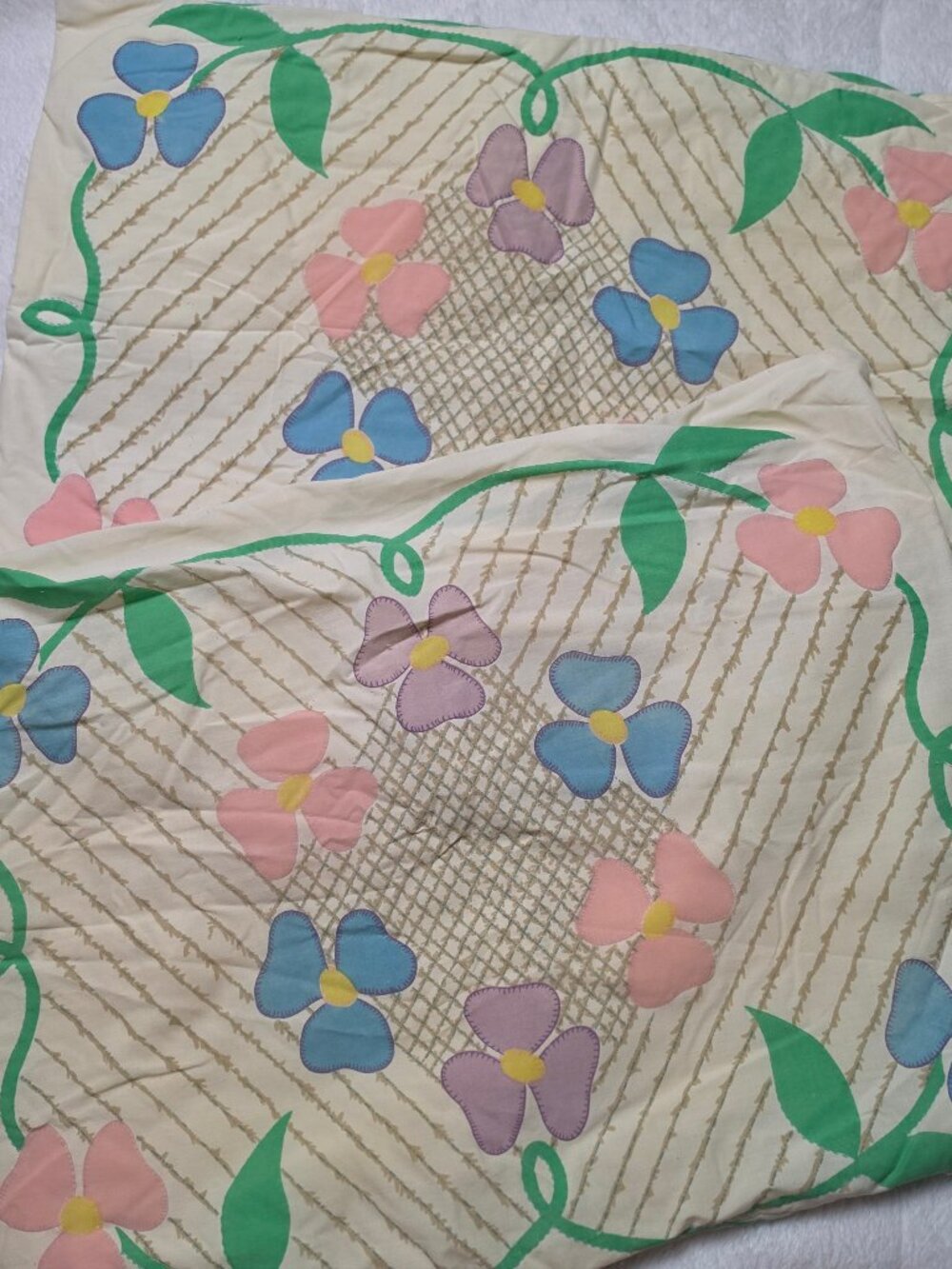 Vintage 1974 J P Stevens Utica Jessicas Quilt Pillowcase Set 2 Angelo Donghia